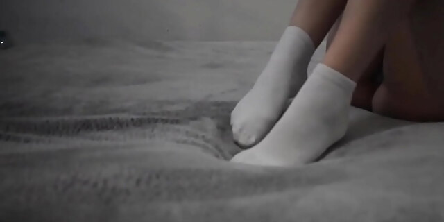 blonde,feet,fetish,molten,teen