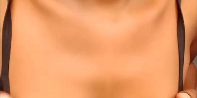 blowjob,boobs,mom,pornstar,solo